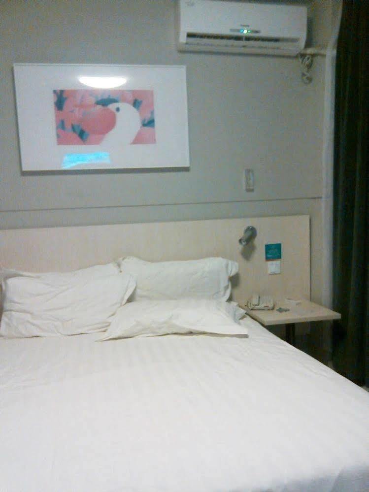Jinjiang Binzhou Huanghe 4Th Road Hotel Zewnętrze zdjęcie